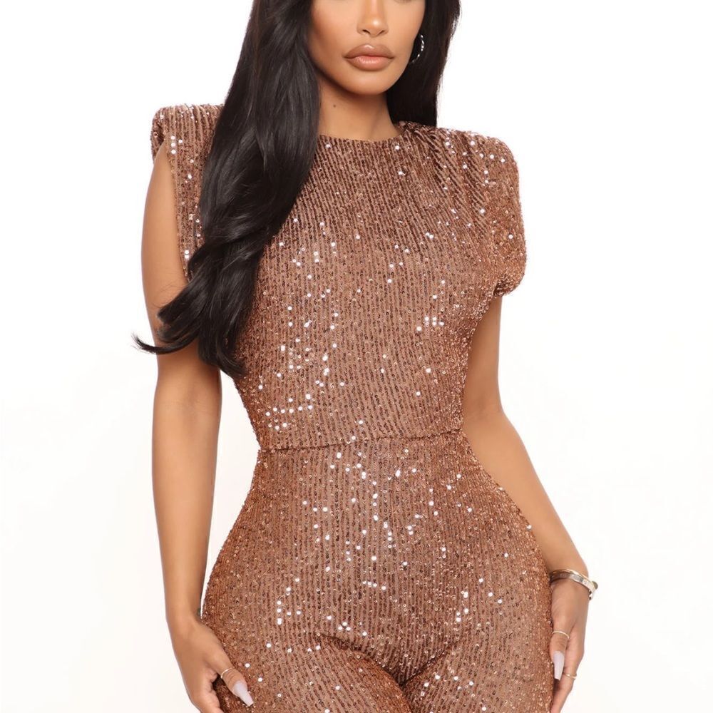NEW Fashion Nova Large Gold Sparkle & Snatched Shoulder Pad Jumper Jumpsuit - Picture 2 of 16